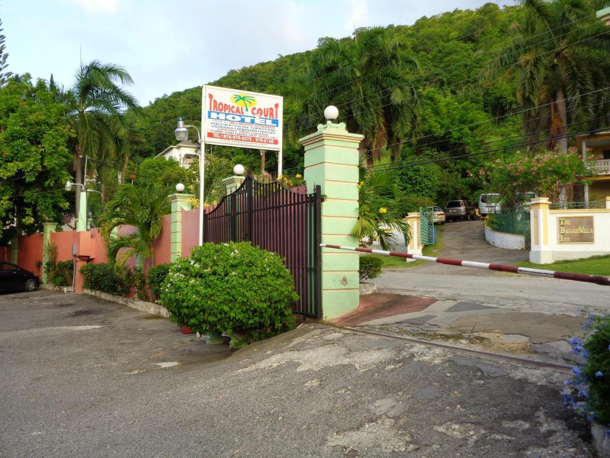 Tropical Court Hotel مونتيغو باي المظهر الخارجي الصورة