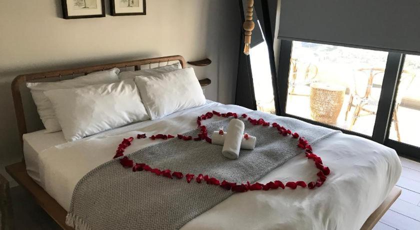 Tropical Court Hotel مونتيغو باي المظهر الخارجي الصورة